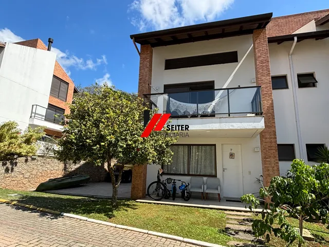 Imagem 5: Casa à venda na beira da Lagoa em Florianópolis