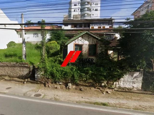 Imagem: Terreno À Venda no Bairro Agronômica em