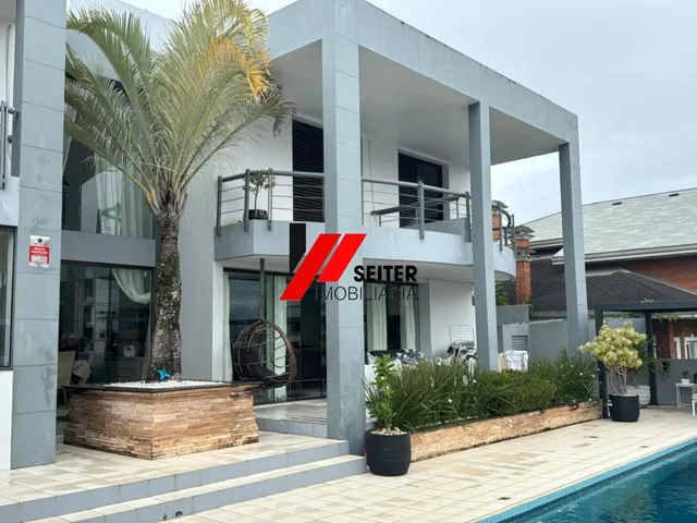 Imagem: Casa com 5 quartos no bairro João Paulo