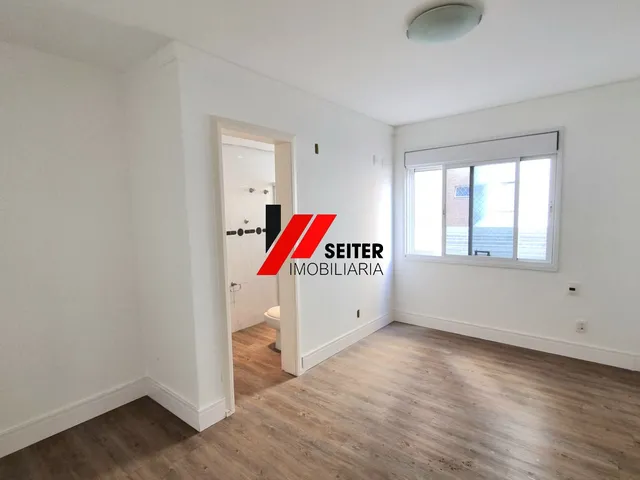 Imagem 13: Apartamento de 4 dormitorios a venda Beira Mar Florianopolis