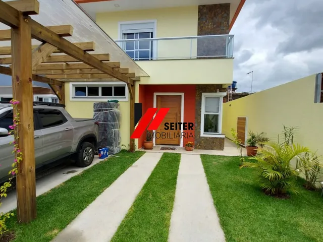Imagem: Casa de 4 dormitórios à venda no bairro