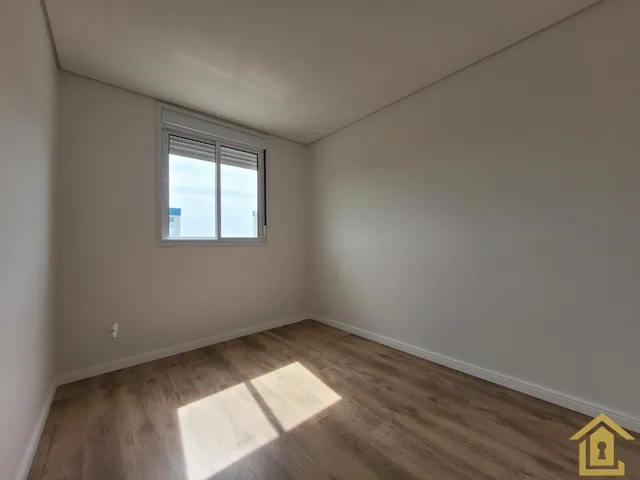 Imagem 7: Imóvel à venda: Apartamento 2 dormitórios sendo um suíte novo e uma vaga de garagem!