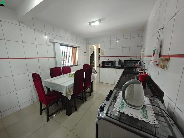 Imagem 14: Imóvel de alto padrão: Casa com 5 quartos, 380m², 2 vagas na Nova Almeida Centro