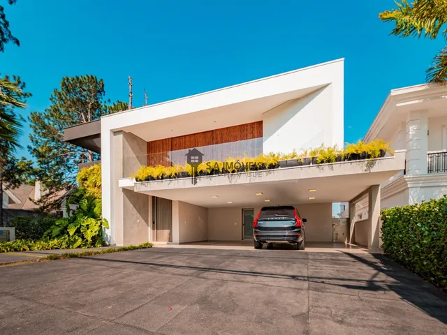 Imagem: A casa em condomínio possui 4 Dormitórios, 4 Suítes, 7
