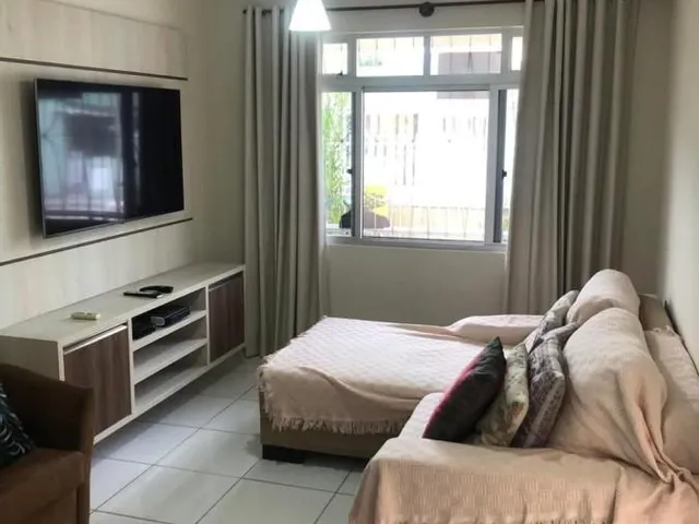 Imagem 1: Casa para Temporada em Itapema, Centro, 3 dormitórios, 1 suíte, 2 banheiros, 2 vagas