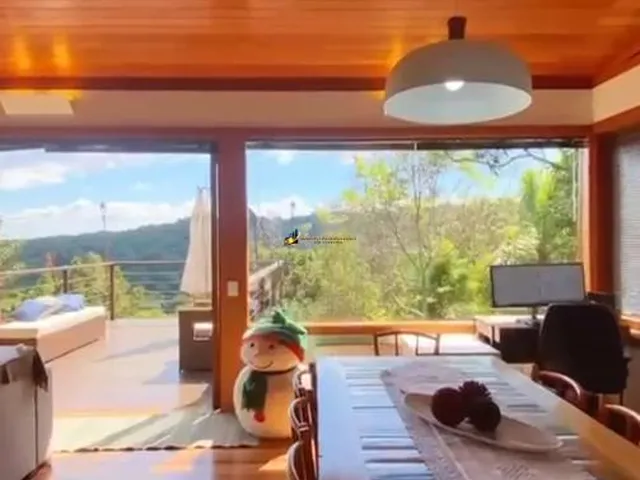 Imagem 2: Casa com Lago e Piscina Privativa em Gramado - Mato Queimado