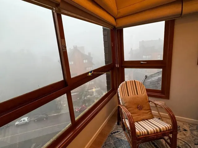 Imagem 4: Excelente apartamento cobertura mobiliado com calefação no Centro de Gramado