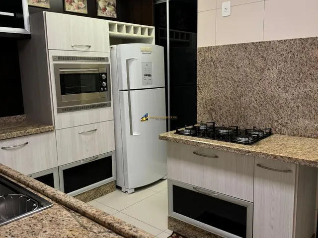 Imagem 13: Excelente apartamento cobertura mobiliado com calefação no Centro de Gramado