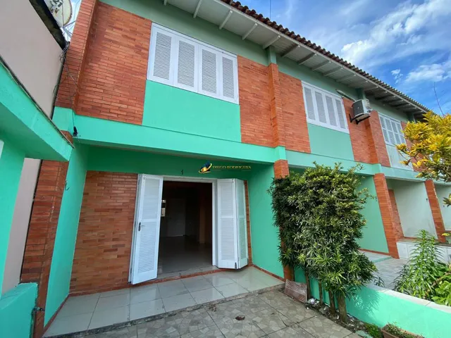 Imagem 1: Oportunidade!! Aceita financiamento bancário e estuda proposta à vista! A 200 metros do