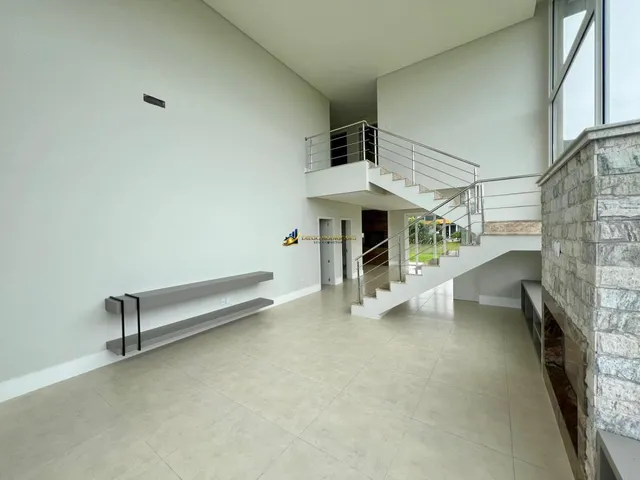 Imagem 7: SOBRADO BEIRA LAGO - 4 SUÍTES - CONDOMÍNIO FECHADO - RECEBE IMÓVEL ATÉ 1 MILHÃO