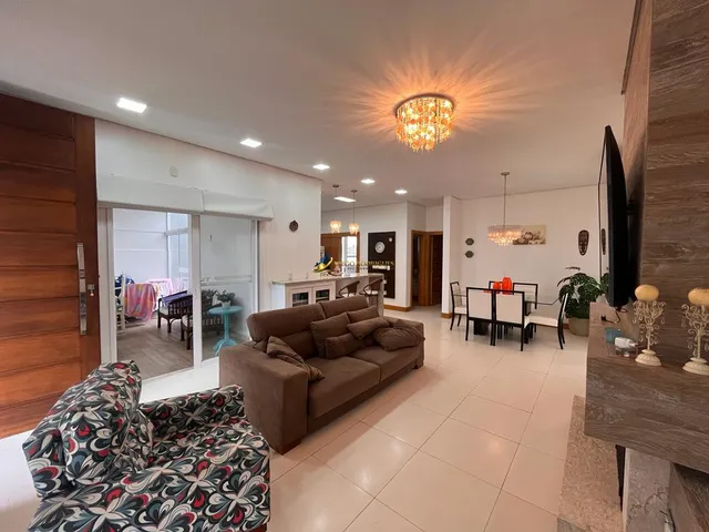Imagem 4: Casa mobiliada à venda em Condomínio fechado com praia privada e infra completa