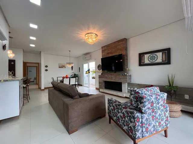 Imagem 7: Casa mobiliada à venda em Condomínio fechado com praia privada e infra completa