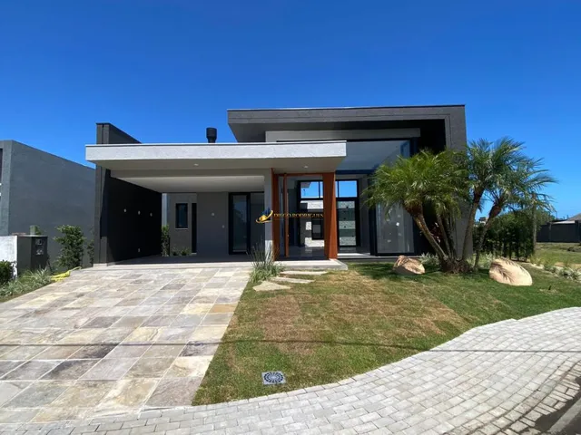 Imagem: Casa em condomínio com infraestrutura completa