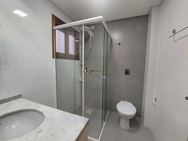 Imagem 8: Apartamento de 2 Dormitórios 2box de garagem sacada de frente Com churrasqueira