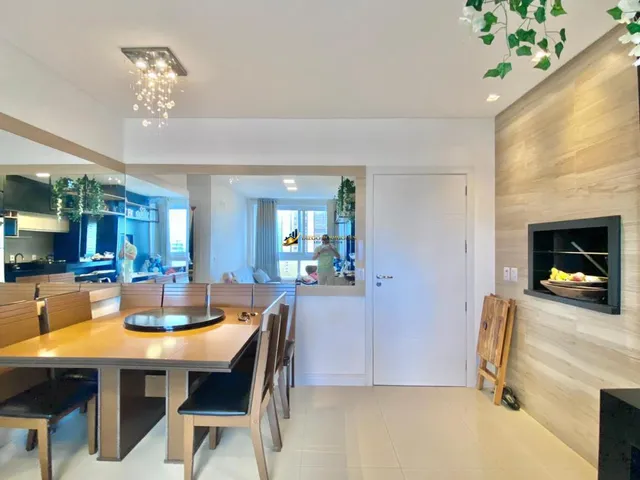 Imagem 5: Vista para o mar!! Apartamento de 2 dormitórios com suite um box Decorado