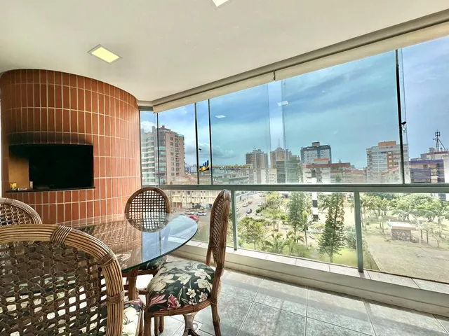 Imagem 2: Raridade!! A´apartamento de 2 dormitórios com vista para o mar Praça do Farol