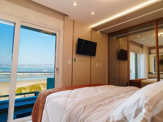 Imagem 7: Casa 3 Dormitórios duas suítes na Beira mar Mobiliada e Decorada