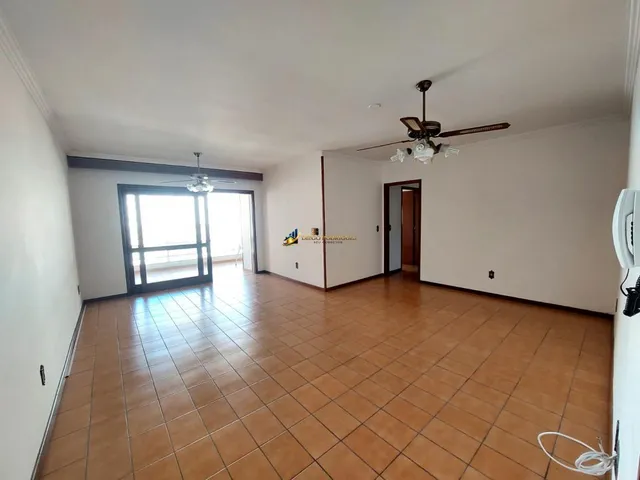 Imagem 8: Amplo apartamento de 3 Dormitórios com suite ampla sacada Centro de capão da Canoa