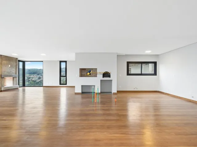 Imagem 3: Imóvel em Bavaria, Gramado - Casa à venda no Condomínio Alphaville - 437m²