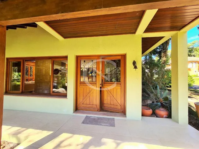 Imagem 3: Casa no Condado de Saint Moritz em Gramado Mobiliada