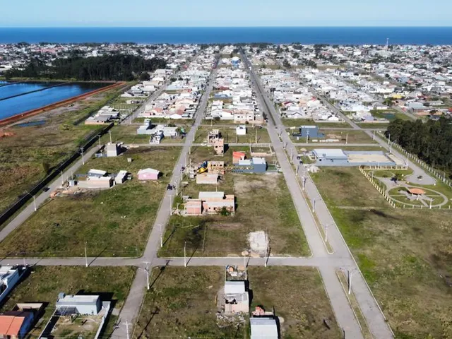 Imagem 3: Terreno em Capão da canoa bairro planejado com preço especial