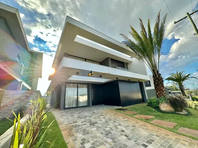 Imagem 2: Linda Casa Mobiliada e Decorada na Beira do Lago no Capão Ilhas Resort