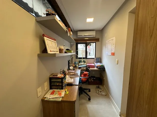 Imagem 15: Casa de luxo em condomínio com 3 Quartos (2 Suítes) 270m² e...