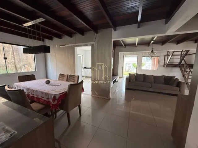 Imagem 5: Casa Duplex à Venda em Piatã 4 Quartos, Piscina e Terreno de 535 m²