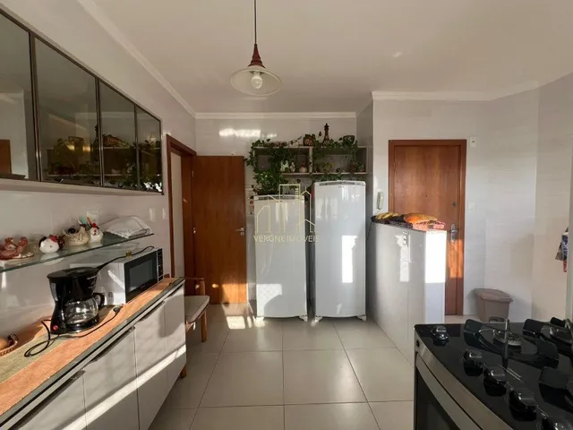 Imagem 9: Apartamento amplo com três quartos varanda gourmet a vender na Pituba