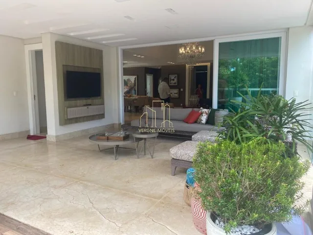 Imagem 4: Mansão Alto Padrão e Sustentável à Venda no Alphaville Salvador I 6 Suítes