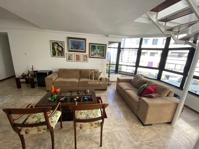Imagem 11: Excelente cobertura duplex reformada com três suítes a venda na Pituba
