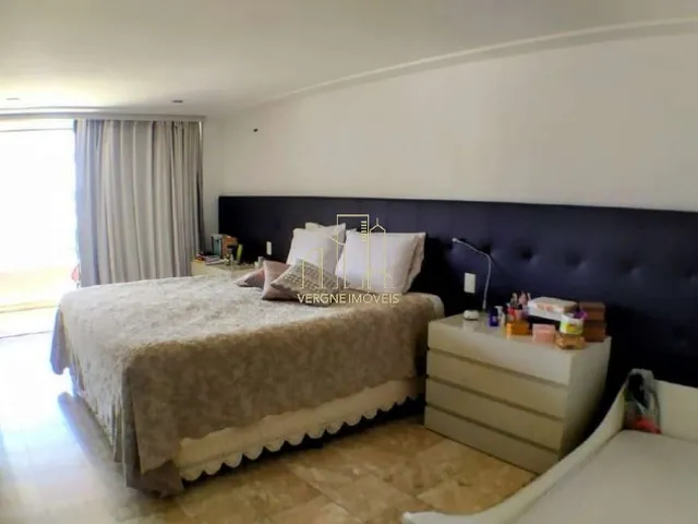 Imagem 15: Excelente cobertura duplex com quatro suítes e área gourmet a venda na Pituba