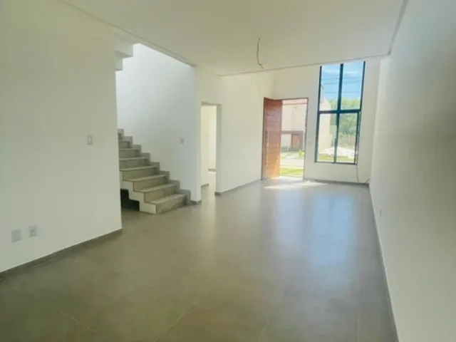 Imagem 8: Com conceito moderno e ambientes amplos essa belíssima casa em condomínio fechado com