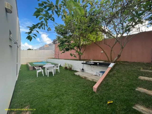 Imagem 16: Com conceito moderno e ambientes amplos essa belíssima casa com três suítes a venda em