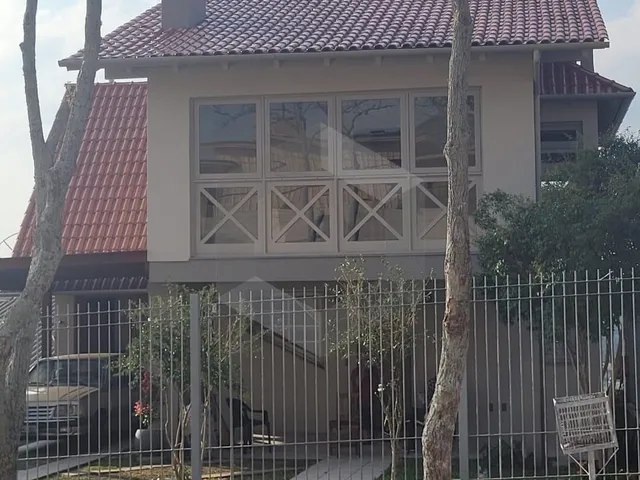 Imagem: CASA COM 3 DORMITÓRIOS,SENDO UMA SUITE