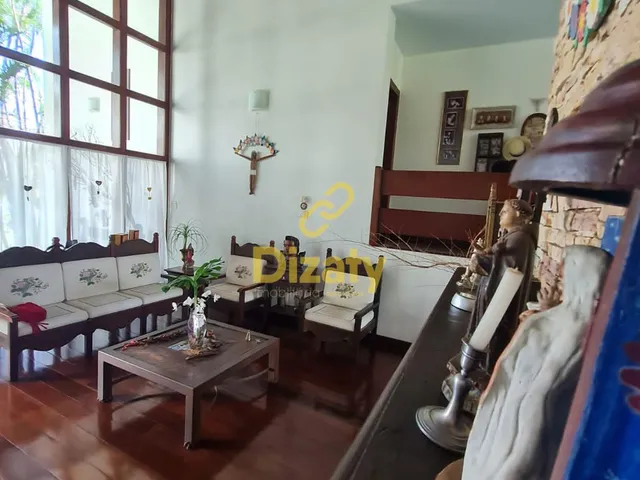 Imagem 9: Casa no Jardim Cambuí com 4 Quartos Todos com Varandas Garagem 6 Carros