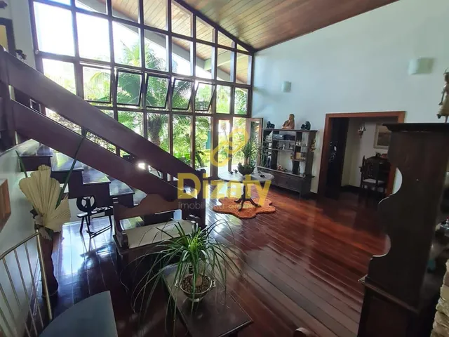 Imagem 12: Casa no Jardim Cambuí com 4 Quartos Todos com Varandas Garagem 6 Carros