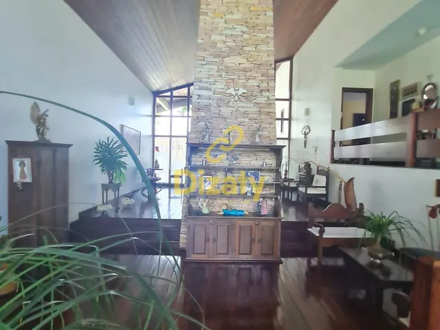 Imagem 14: Casa no Jardim Cambuí com 4 quartos todos com Varandas garagem 6 carros
