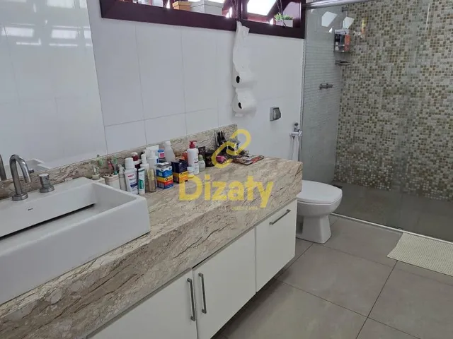 Imagem 12: CASA A VENDA NO BAIRRO JARDIM ARIZONA COM 4 QUARTOS, SENDO 2 SUÍTES