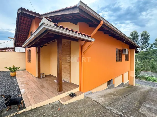 Imagem: Casa com 3 Quartos À Venda no Jaraguá