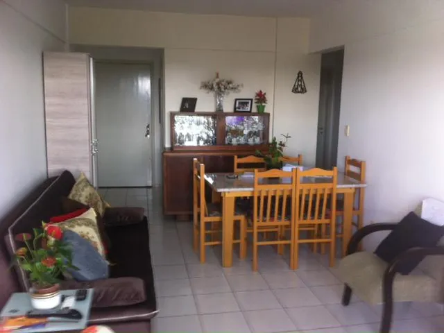 Imagem 3: Apartamento de 2 dormitórios com elevador
