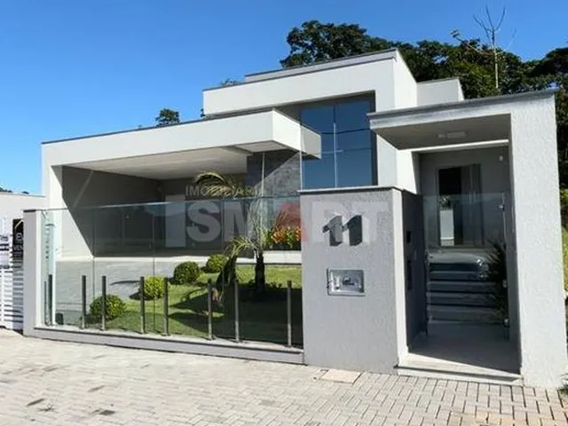 Imagem: Casa Térrea com 3 Suítes e Piscina na