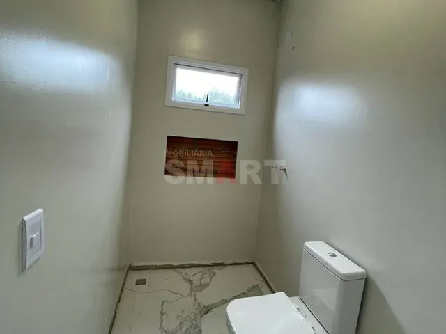 Imagem 16: Casa Térrea com 3 Suítes e Piscina na Barra do Rio Cerro