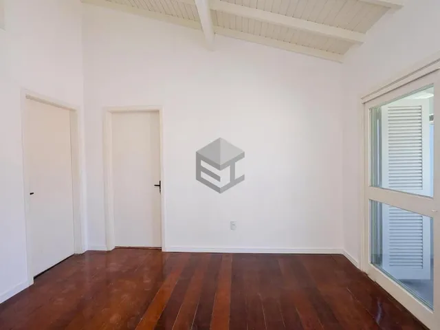 Imagem 13: Casa sobrado 4 dormitórios (sendo 01 suíte