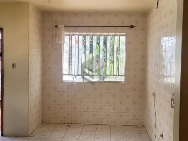 Imagem 2: Casa de Alvenaria 2 dormitórios no bairro Ideal