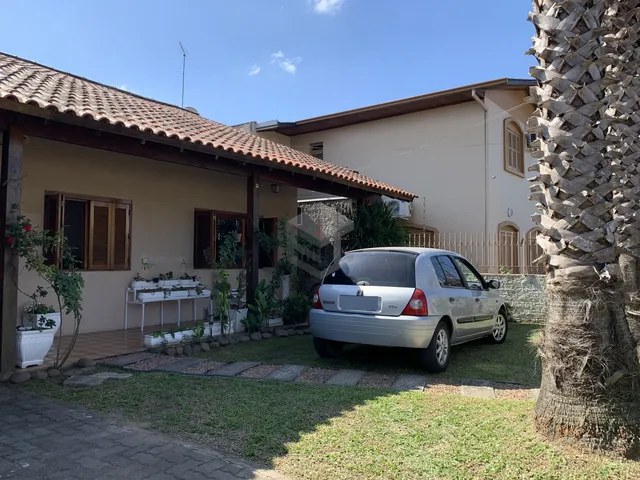 Imagem: EXCELENTE CASA COM TERRENO PLANO EM NOVO
