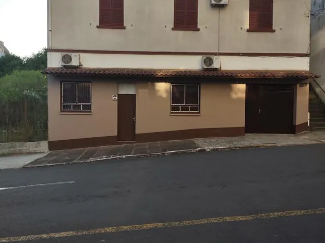 Imagem: Terreno AMPLO em área comercial no Centro