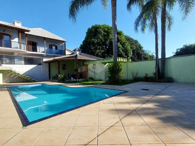 Imagem: Casa em amplo terreno no Bairro Rondônia