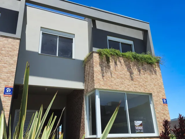 Imagem 1: Imóvel de Luxo: Casa 3 Quartos com 146m² no Bairro Ferraz, Garopaba-SC. Veja Agora!