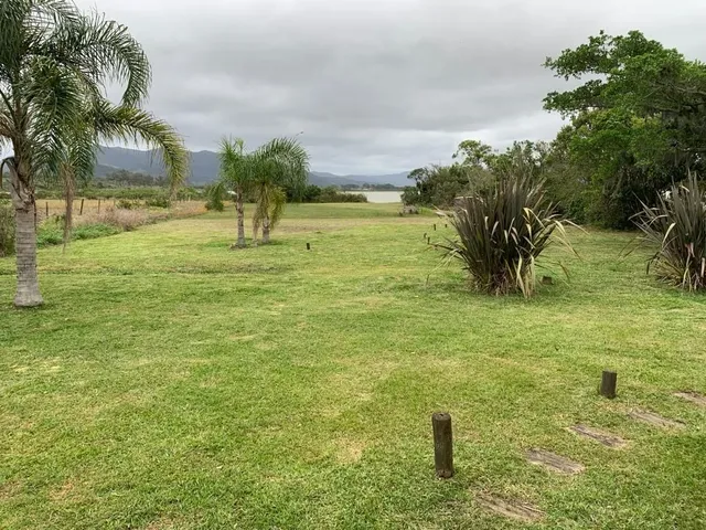 Imagem 2: Casa Espaçosa com Vista para Lagoa em Ibiraquera, Imbituba-SC